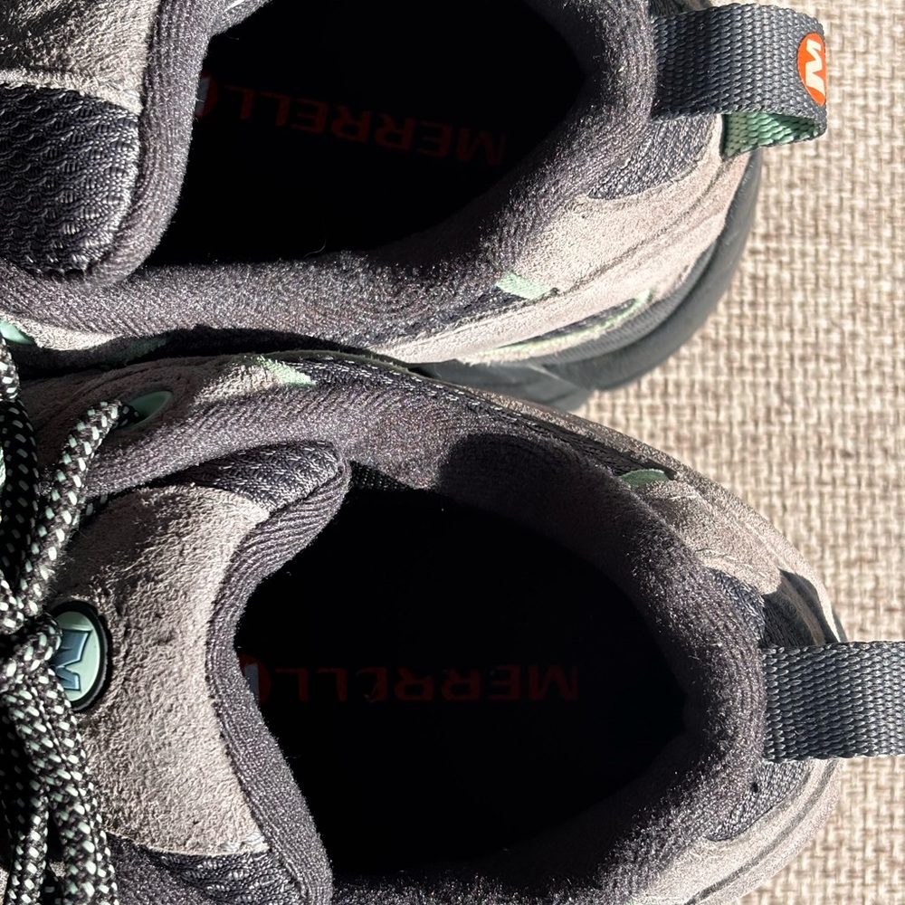 Merrell Waterproof Women's Gray and Mint Hiking or Trail Athletic Shoes - Picture 8 of 9